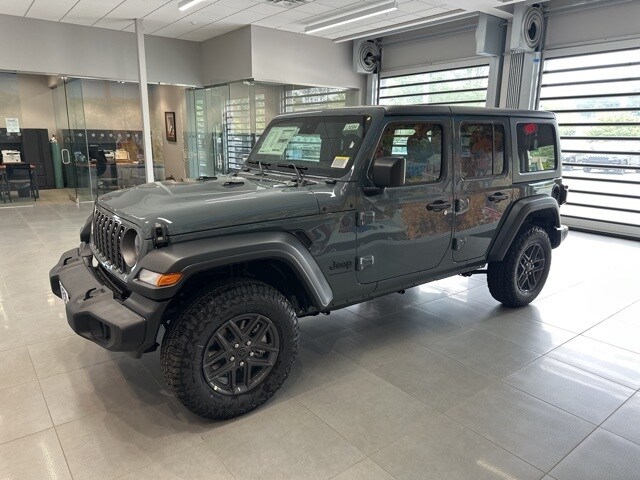 2025 Jeep Wrangler Sport S photo 2