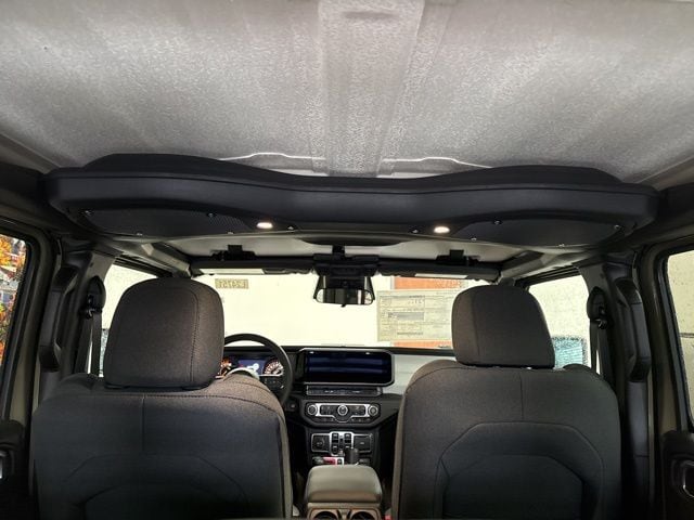 2026 Jeep Wrangler 4-Door Willys - Photo 42