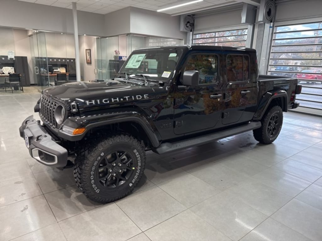 New 2025 Jeep Gladiator High Tide Pickup