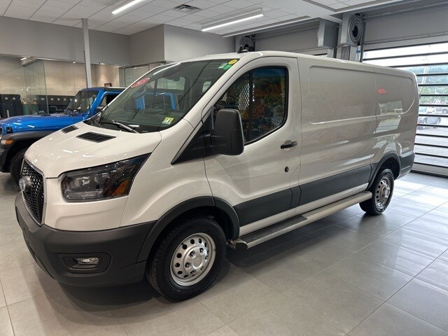2023 Ford Transit photo 2