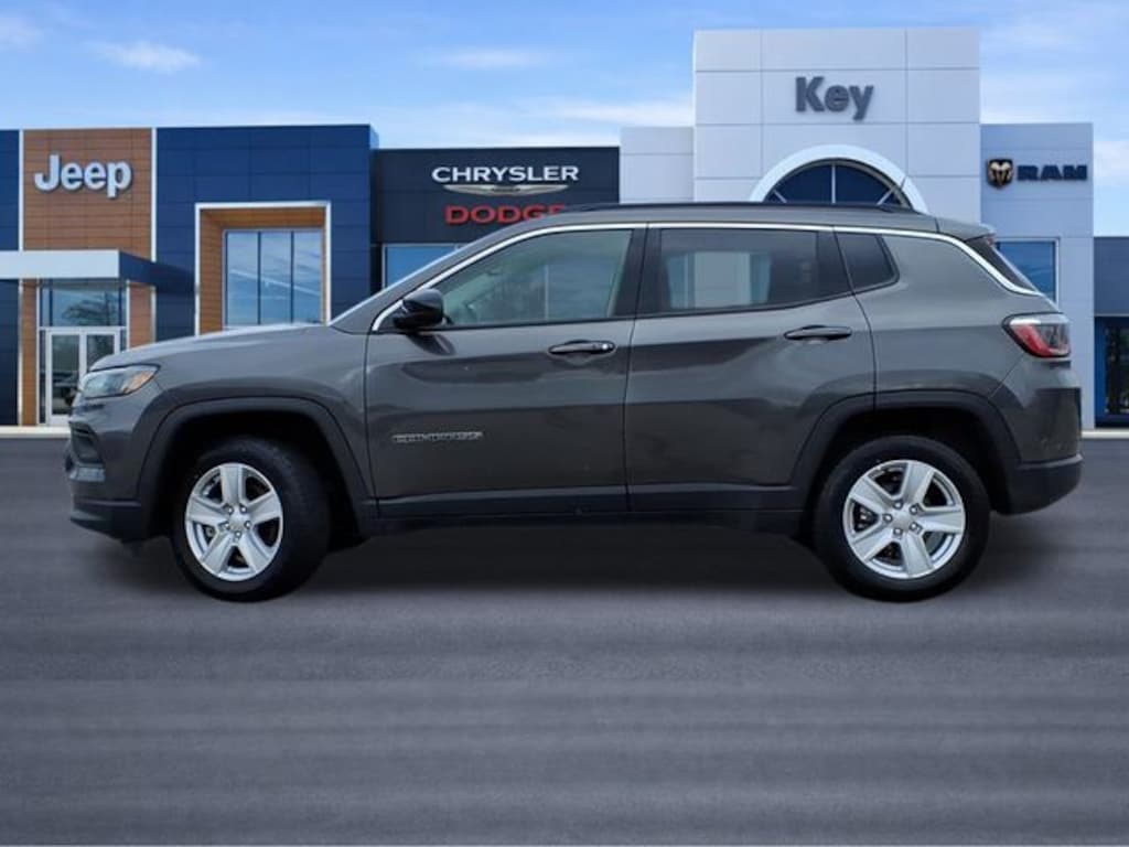Used 2022 Jeep Compass Latitude SUV