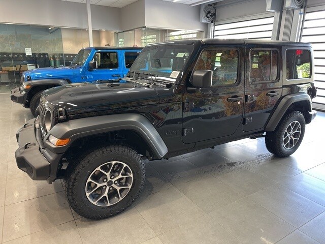 2025 Jeep Wrangler Sport S photo 2