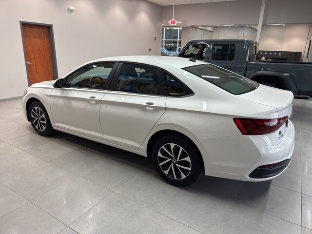 2024 Volkswagen Jetta 1.5T S photo 4
