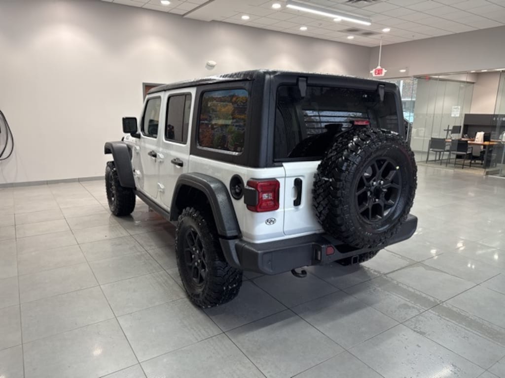 New 2026 Jeep Wrangler Sahara Sport Utility