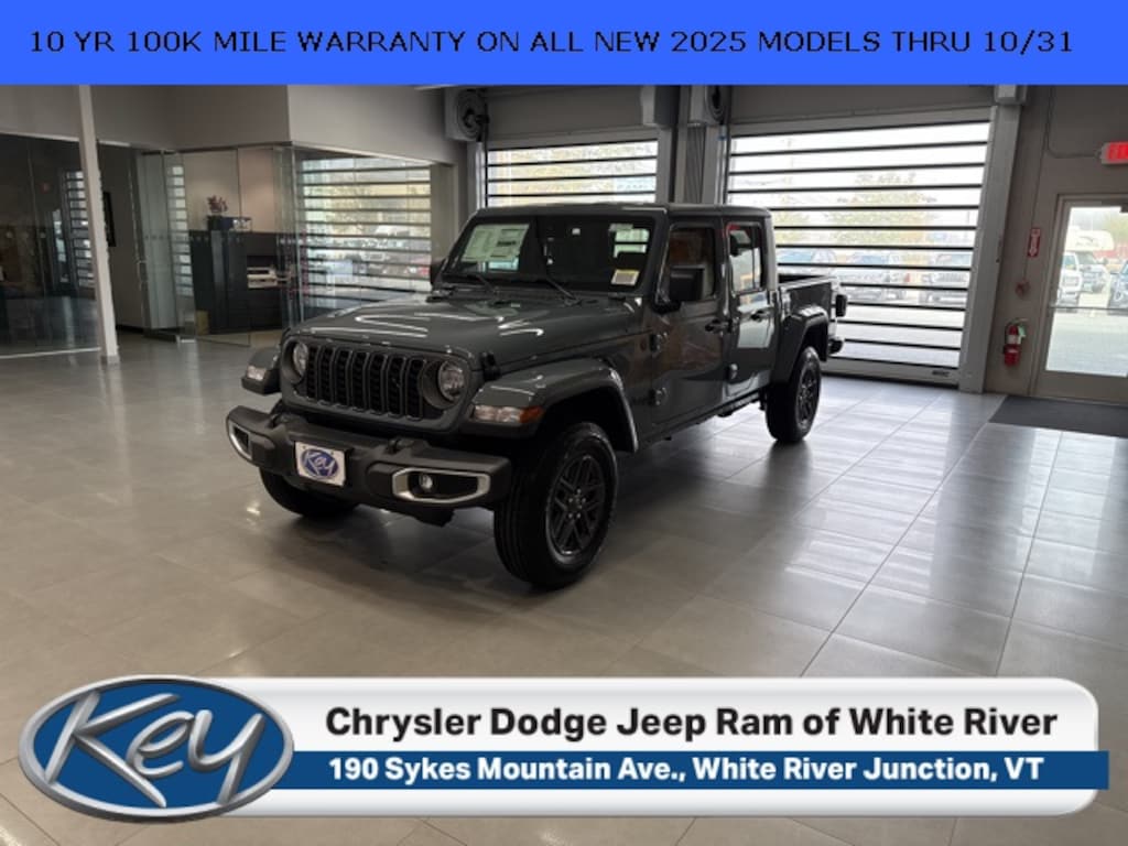 New 2025 Jeep Gladiator Sport Pickup