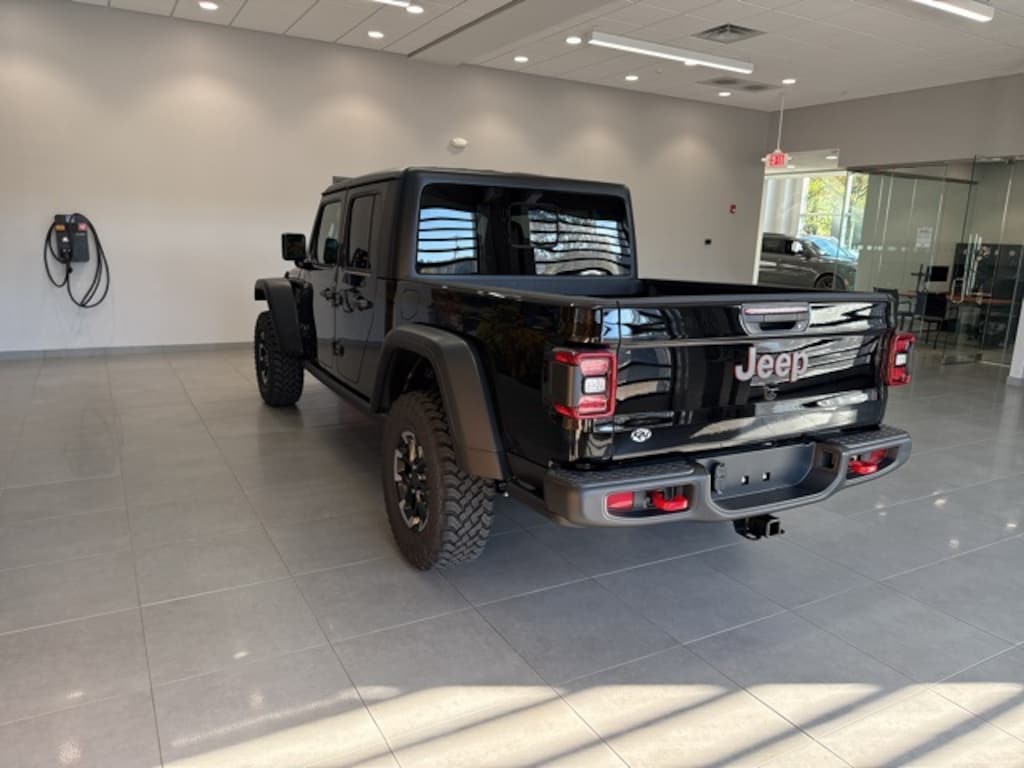 New 2025 Jeep Gladiator Rubicon Pickup