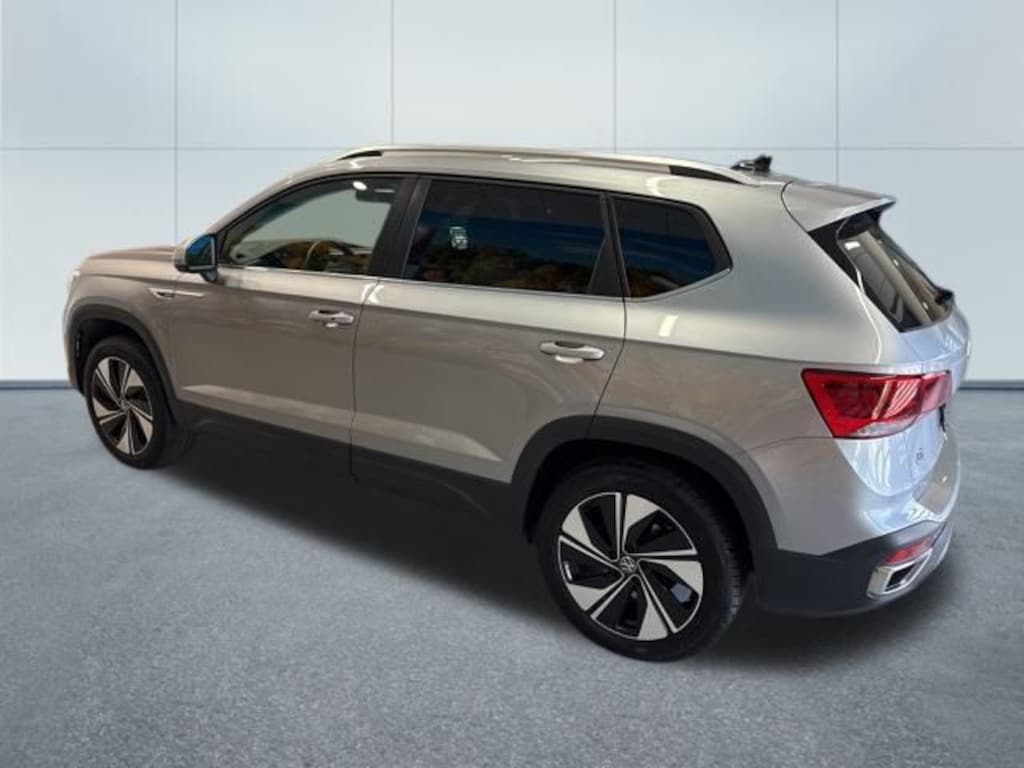 Used 2024 Volkswagen Taos 1.5T SE SUV