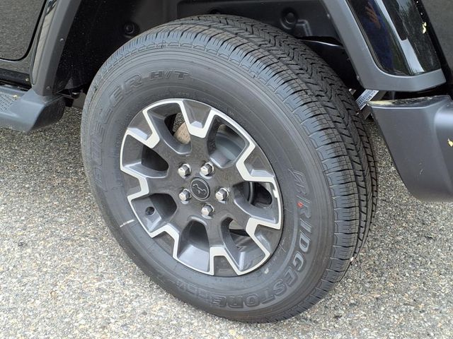 2025 Jeep Wrangler 4-Door Sahara - Photo 6