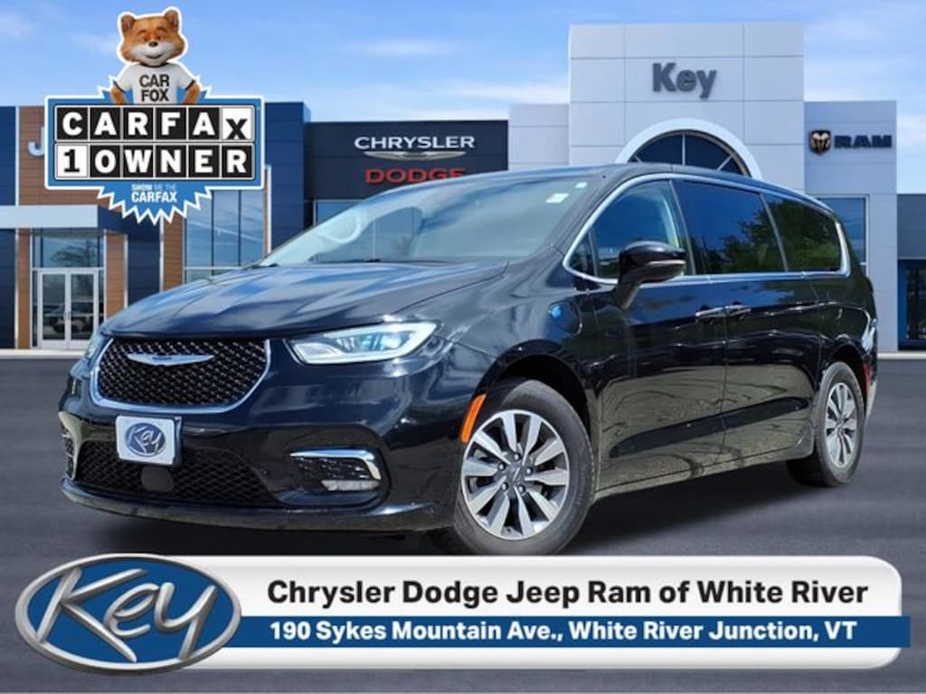 Used 2024 Chrysler Pacifica Hybrid Select Minivan/Van