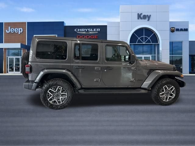 2025 Jeep Wrangler 4-Door Sahara - Photo 10