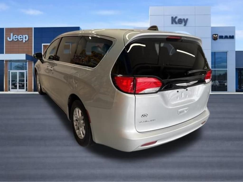 Used 2023 Chrysler Voyager LX Minivan/Van