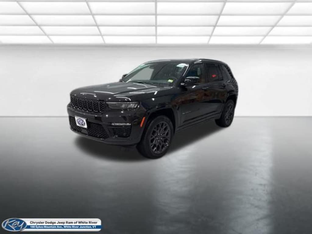 New 2025 Jeep Grand Cherokee Summit Sport Utility