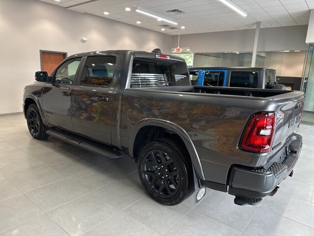 2026 Ram 1500 Laramie photo 3