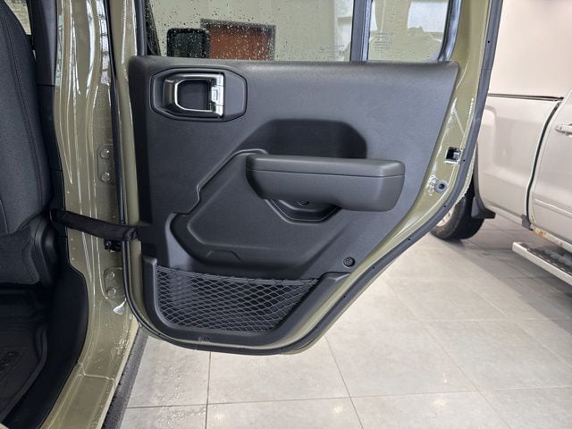 2026 Jeep Wrangler 4-Door Willys - Photo 43