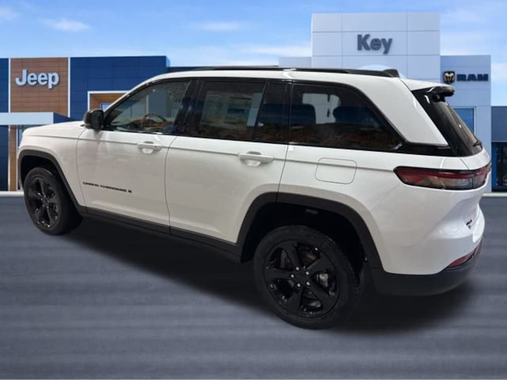 New 2025 Jeep Grand Cherokee Limited Sport Utility