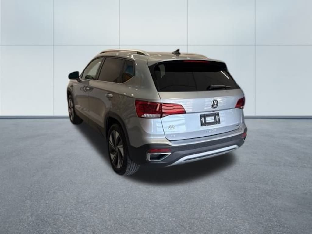 Used 2024 Volkswagen Taos 1.5T SE SUV