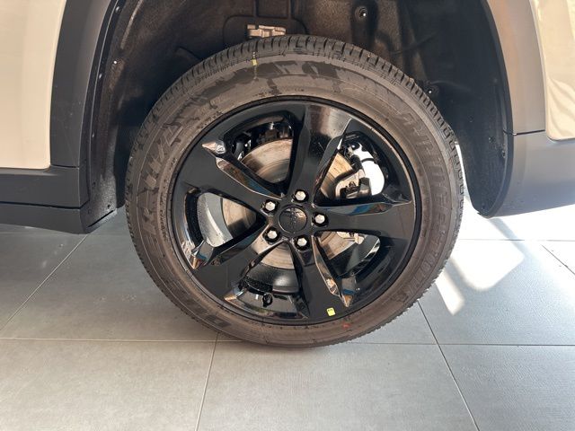 2025 Jeep Grand Cherokee L Altitude - Photo 15