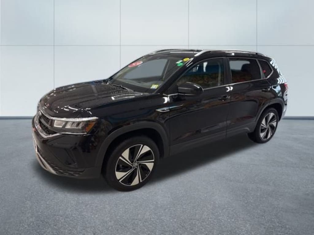 Used 2024 Volkswagen Taos 1.5T SE SUV