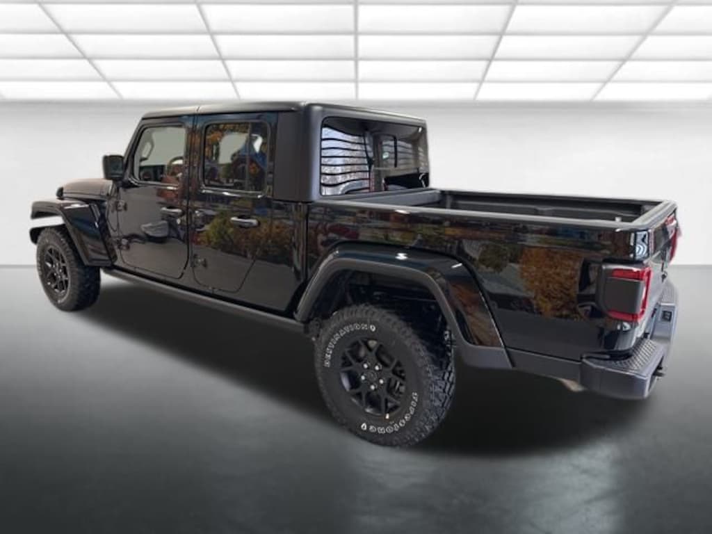 New 2026 Jeep Gladiator Willys Pickup