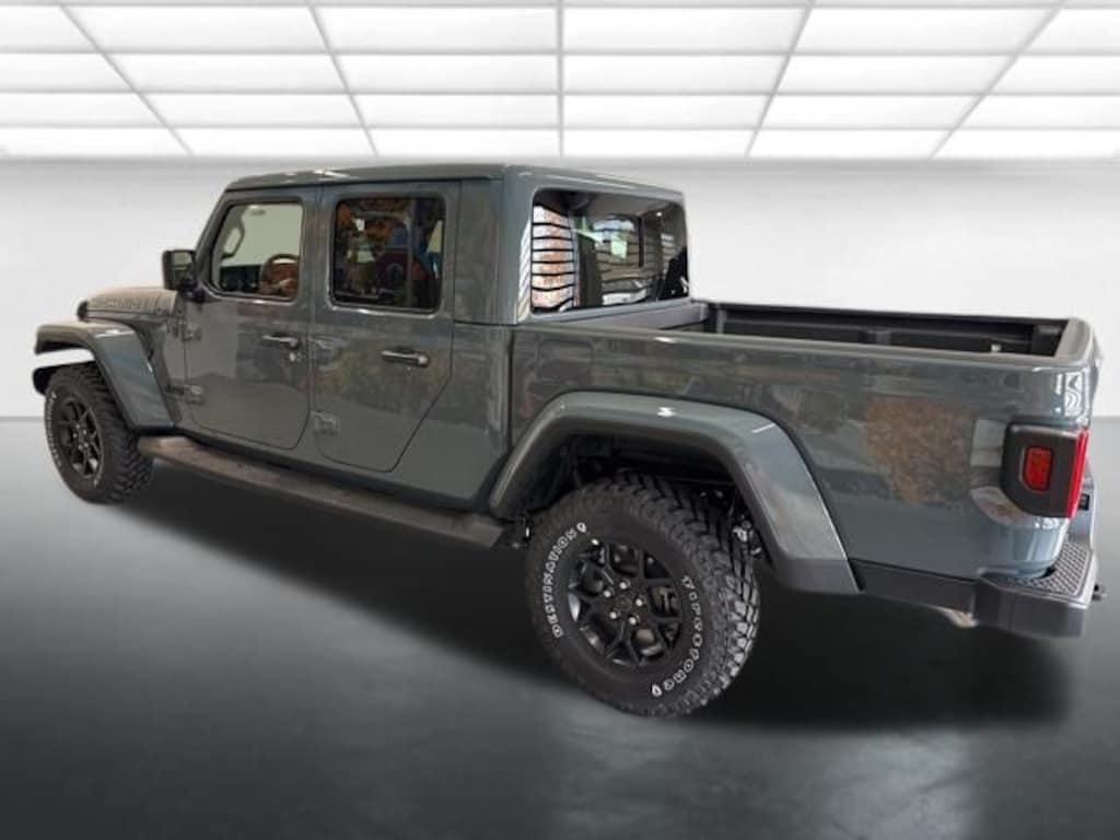 New 2025 Jeep Gladiator High Tide Pickup