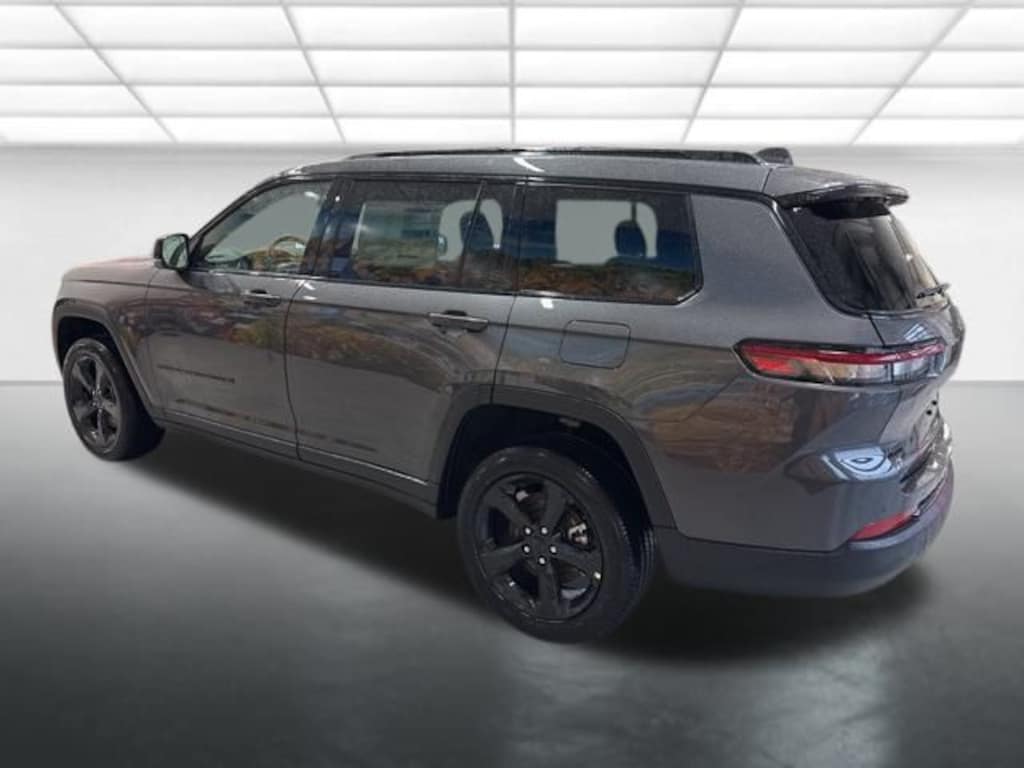 New 2025 Jeep Grand Cherokee Altitude X Sport Utility