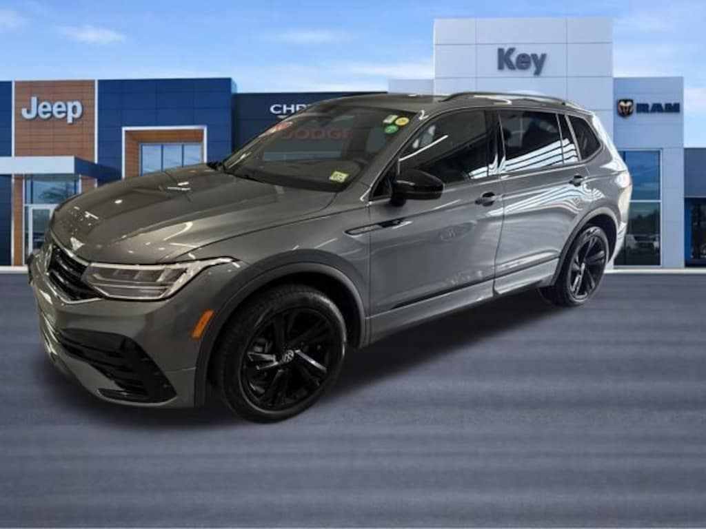Used 2024 Volkswagen Tiguan 2.0T SE R-Line Black SUV