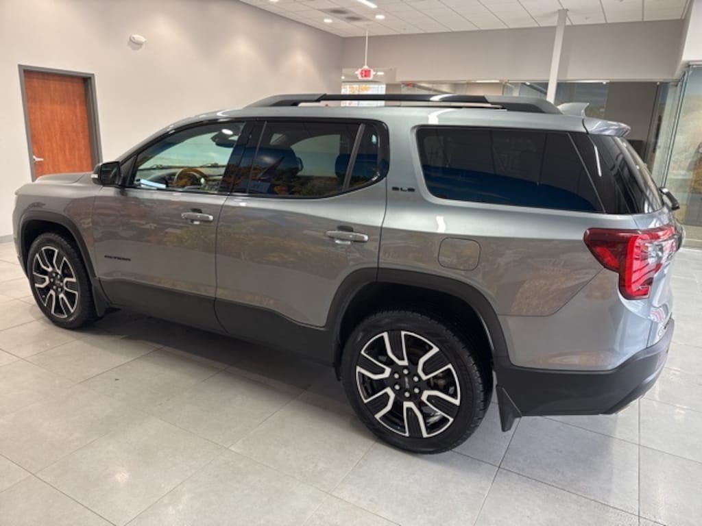 Used 2021 GMC Acadia SLE SUV