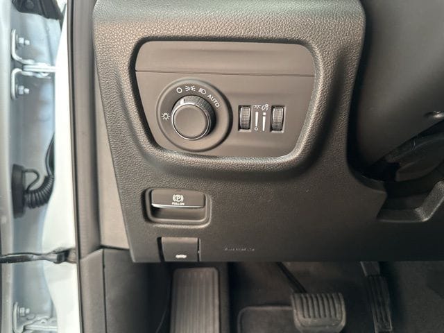 2025 Jeep Grand Cherokee L Altitude - Photo 29