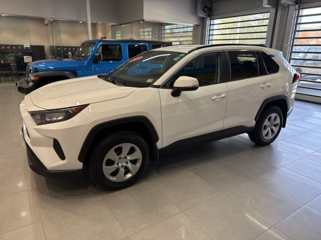 Used 2019 Toyota RAV4 LE SUV