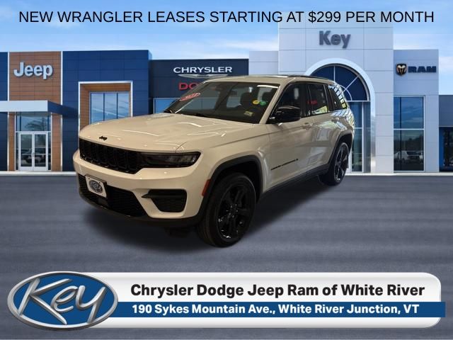 2023 Jeep Grand Cherokee Altitude 4x4's photo
