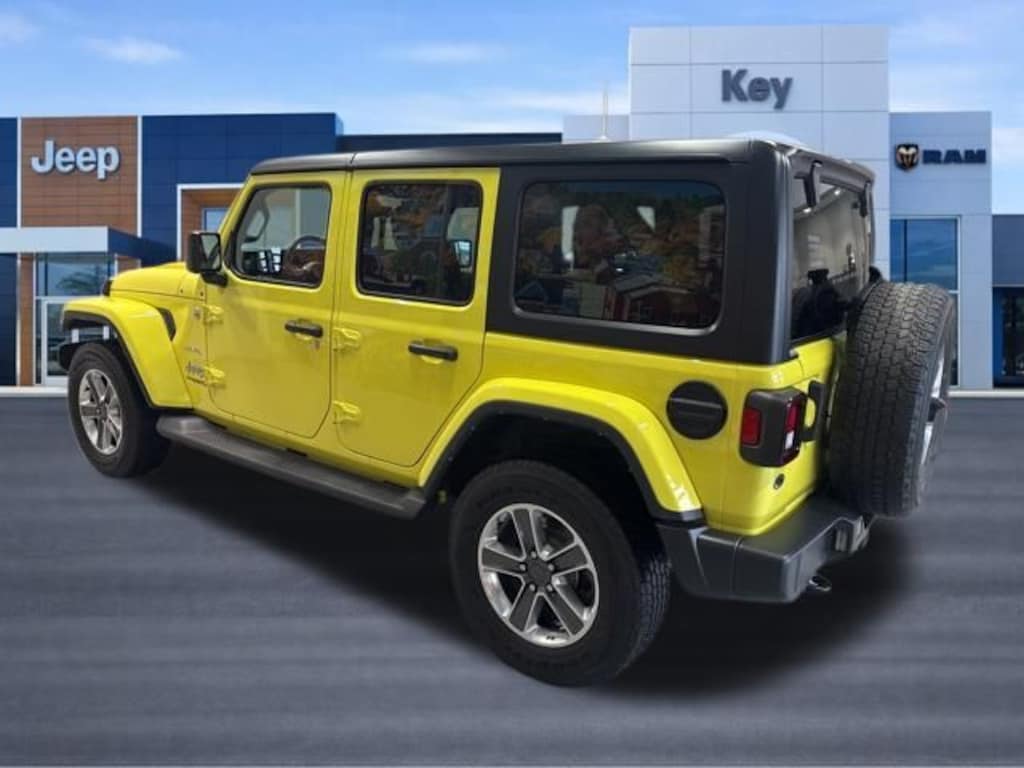 Used 2022 Jeep Wrangler Unlimited Sahara SUV