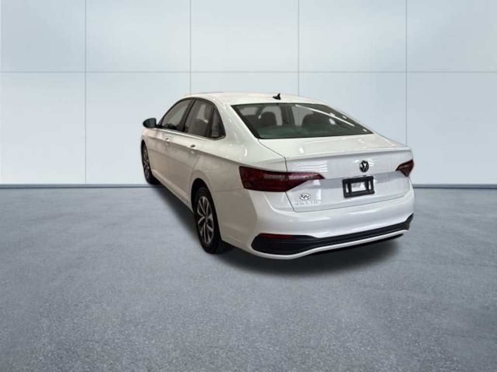 Used 2024 Volkswagen Jetta 1.5T S Sedan