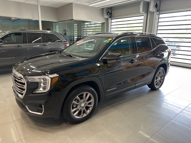 Used 2024 GMC Terrain SLT with VIN 3GKALVEG6RL298086 for sale in Rochester, NH