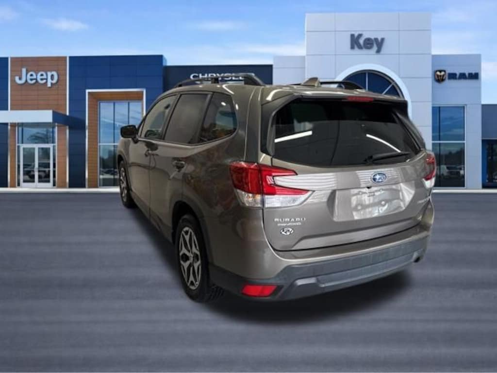 Used 2021 Subaru Forester Premium SUV