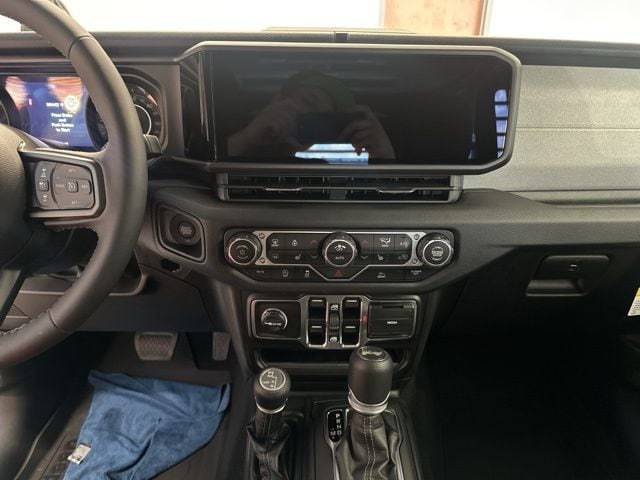 2025 Jeep Wrangler 4-Door Sport S - Photo 31