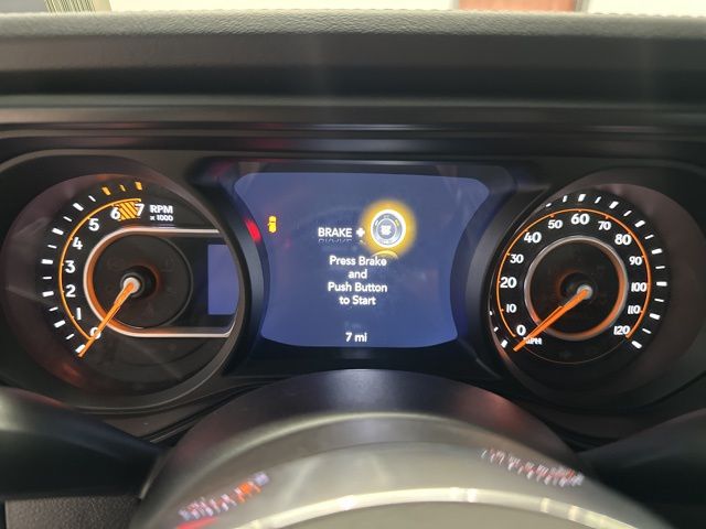 2025 Jeep Wrangler 4-Door Sahara - Photo 31