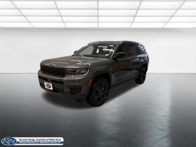 2025 Jeep Grand Cherokee L Altitude's photo