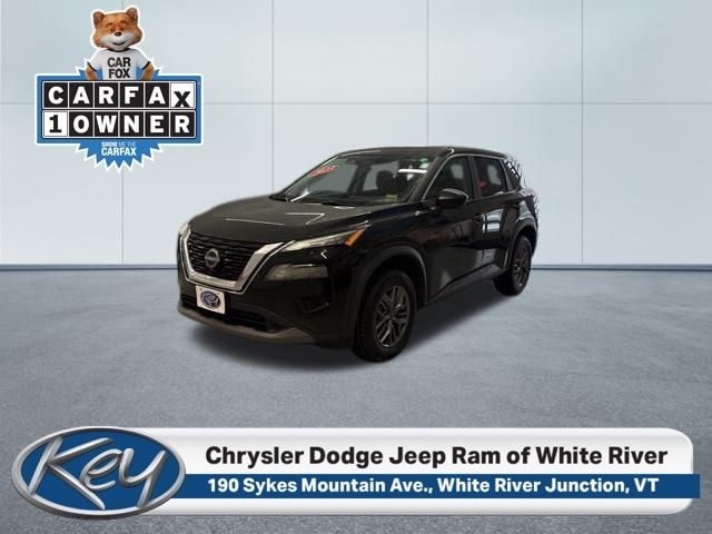 2023 Nissan Rogue S's photo