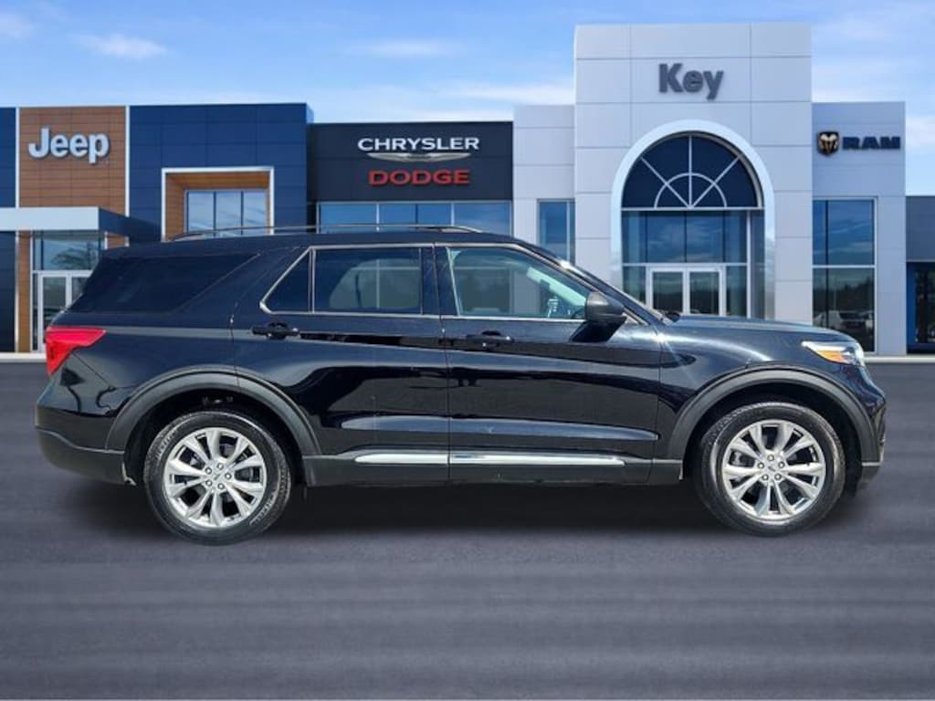 Used 2022 Ford Explorer XLT SUV