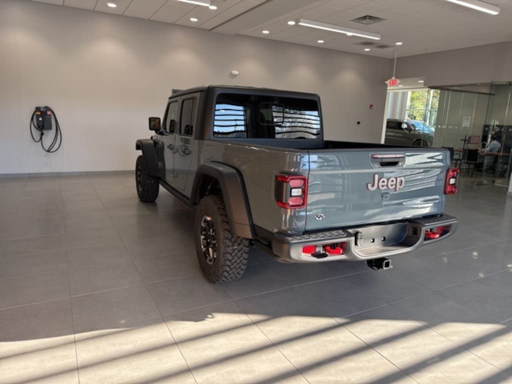 New 2025 Jeep Gladiator Rubicon Pickup