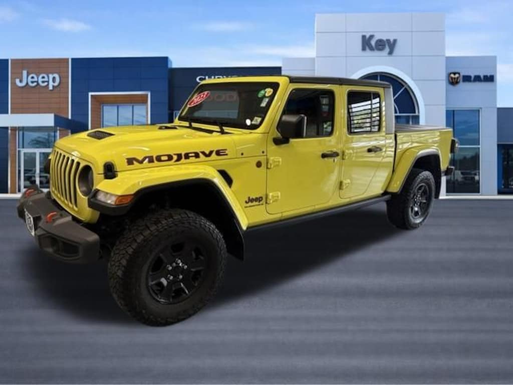 Used 2023 Jeep Gladiator Mojave Truck