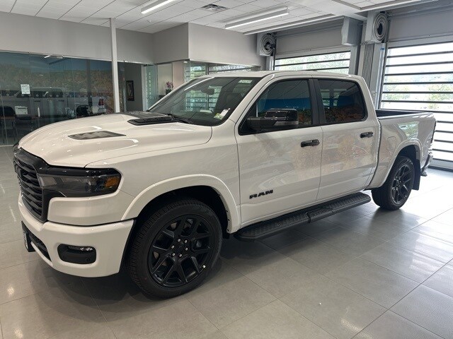 2026 Ram 1500 Laramie photo 2