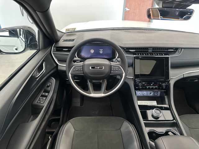 2025 Jeep Grand Cherokee L Altitude - Photo 46