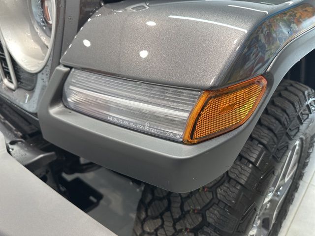 2025 Jeep Wrangler 4-Door Sahara - Photo 15