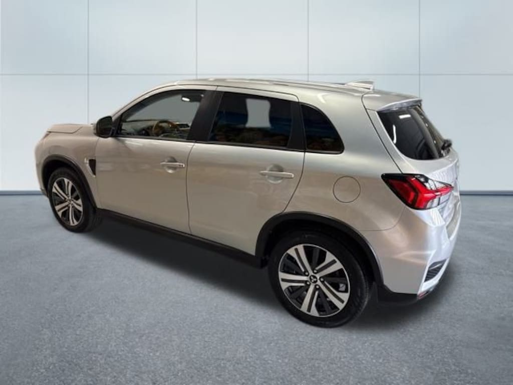 Used 2024 Mitsubishi Outlander Sport 2.0 SE SUV