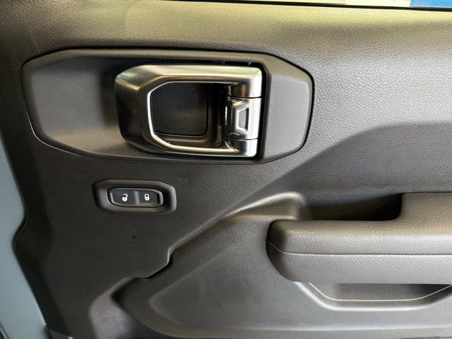 2025 Jeep Wrangler 4-Door Sport S - Photo 50