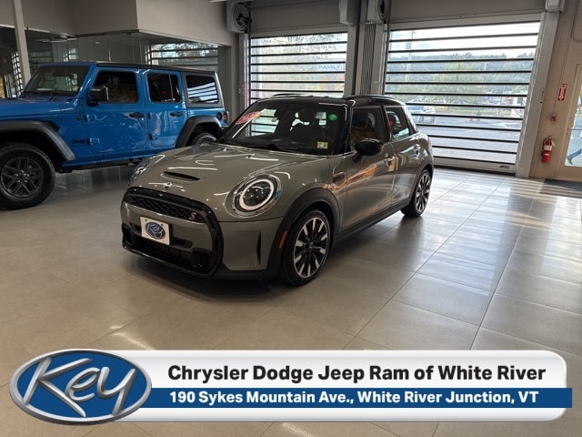 2023 MINI Hardtop 4 Door S