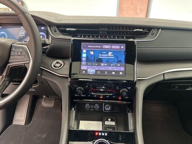 2025 Jeep Grand Cherokee L Altitude - Photo 32