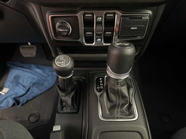 2025 Jeep Wrangler 4-Door Sport S - Photo 32