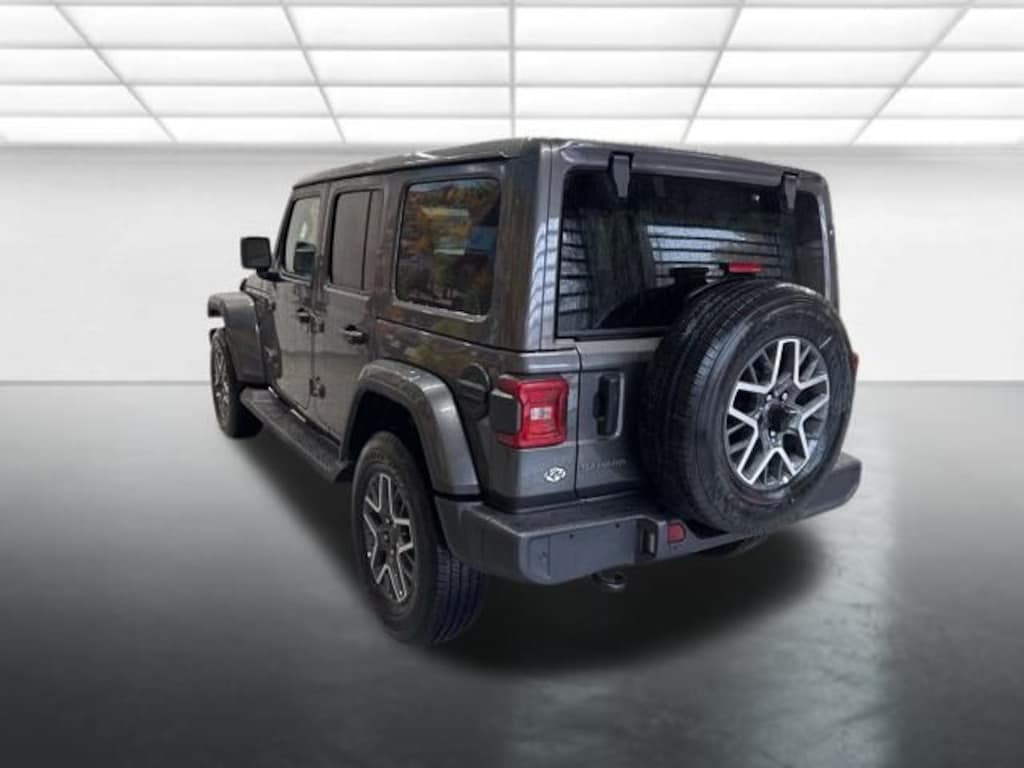 New 2026 Jeep Wrangler Sahara Sport Utility